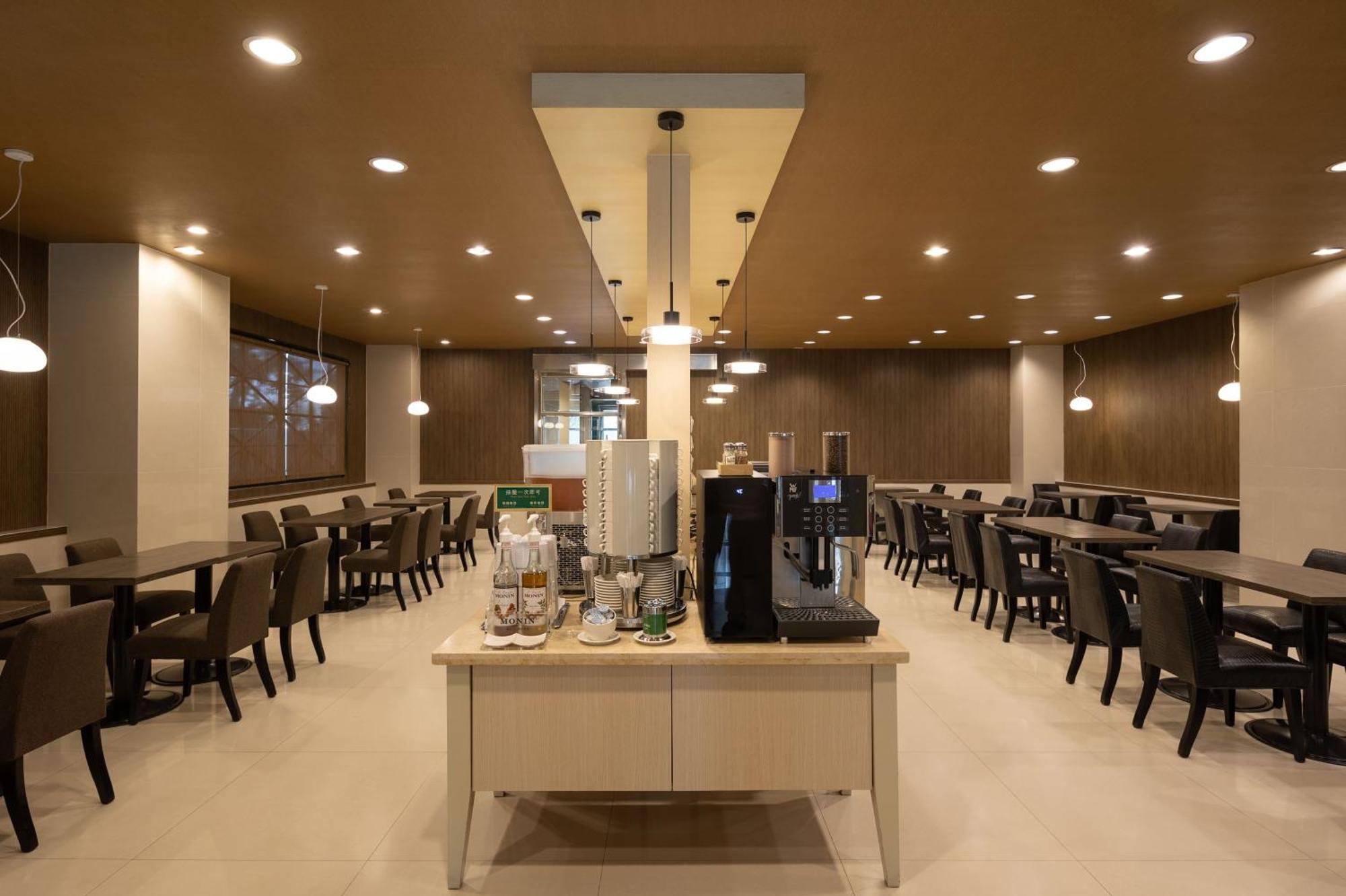 Kindness Hotel - Tainan Minsheng מראה חיצוני תמונה