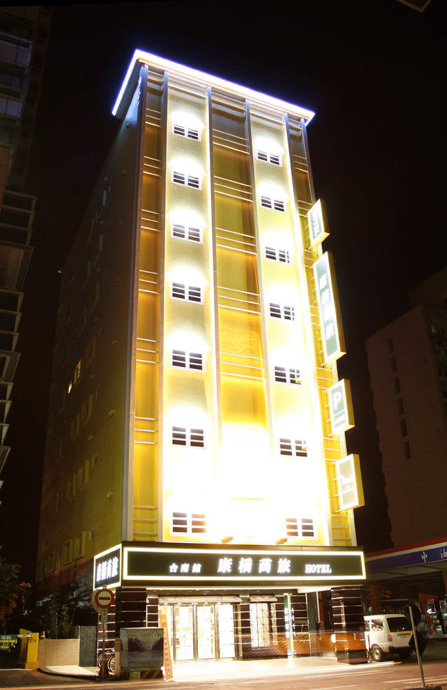 Kindness Hotel - Tainan Minsheng מראה חיצוני תמונה