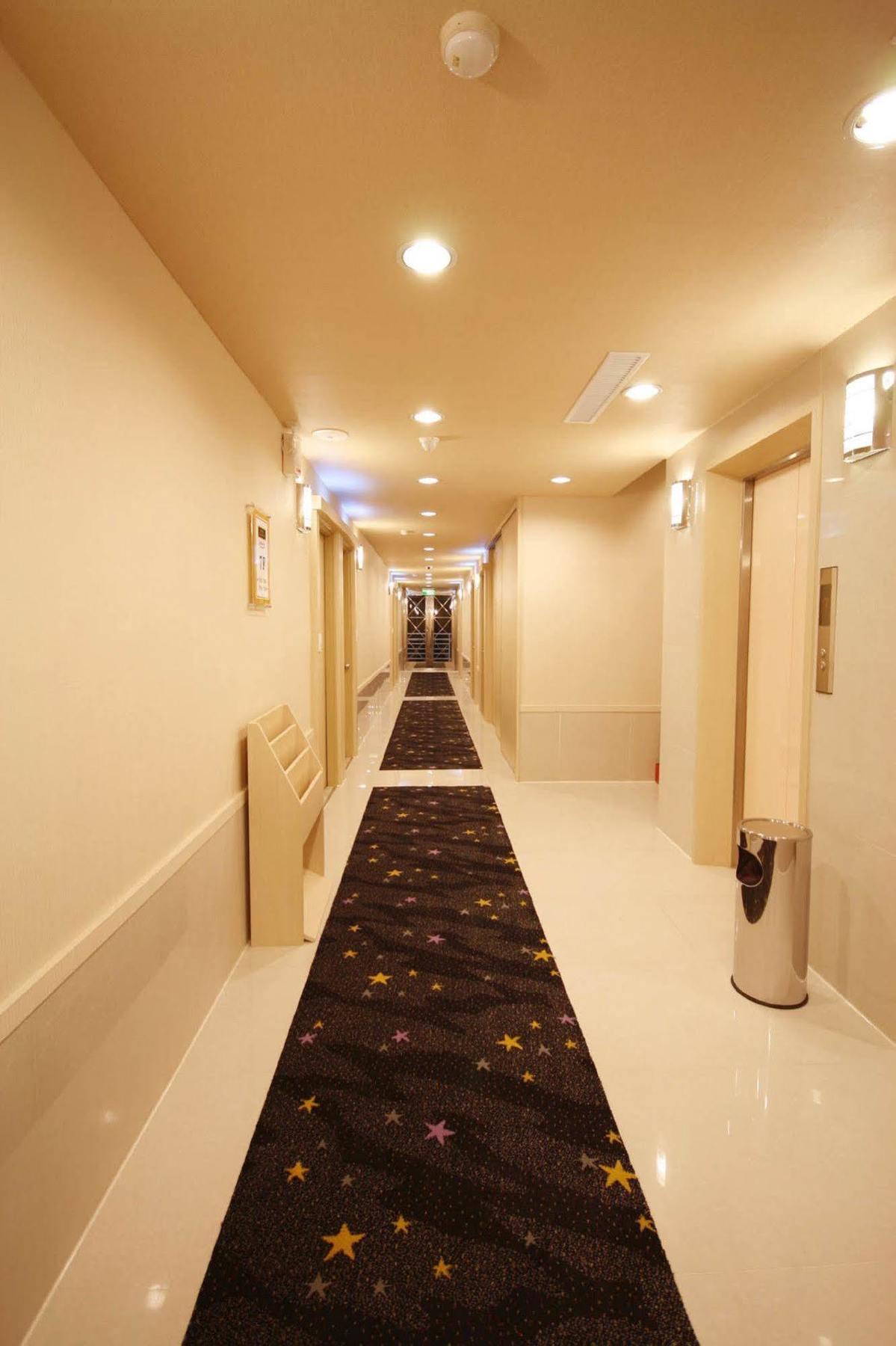 Kindness Hotel - Tainan Minsheng מראה חיצוני תמונה